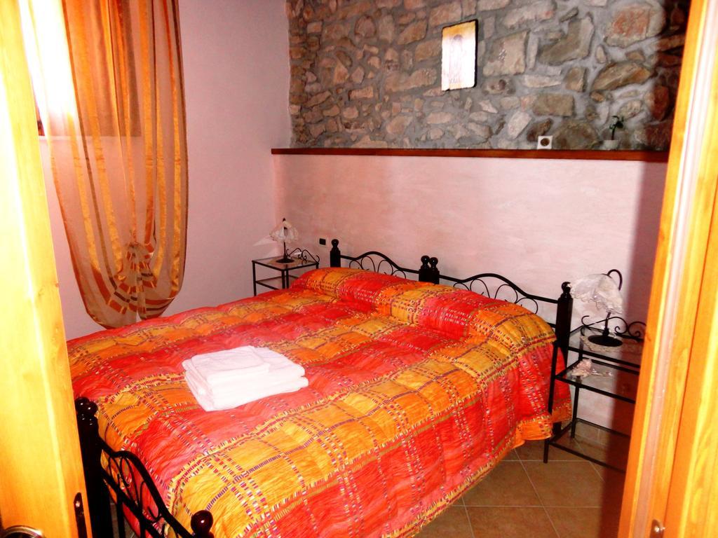Casa Vacanze Caccamo Santa Lucia Bagian luar foto