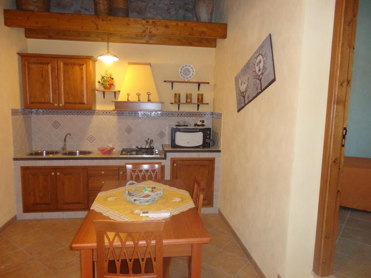 Casa Vacanze Caccamo Santa Lucia Bagian luar foto
